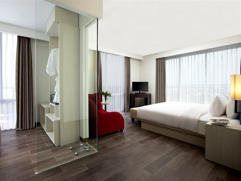 Hotel Santika Pekalongan Luaran gambar