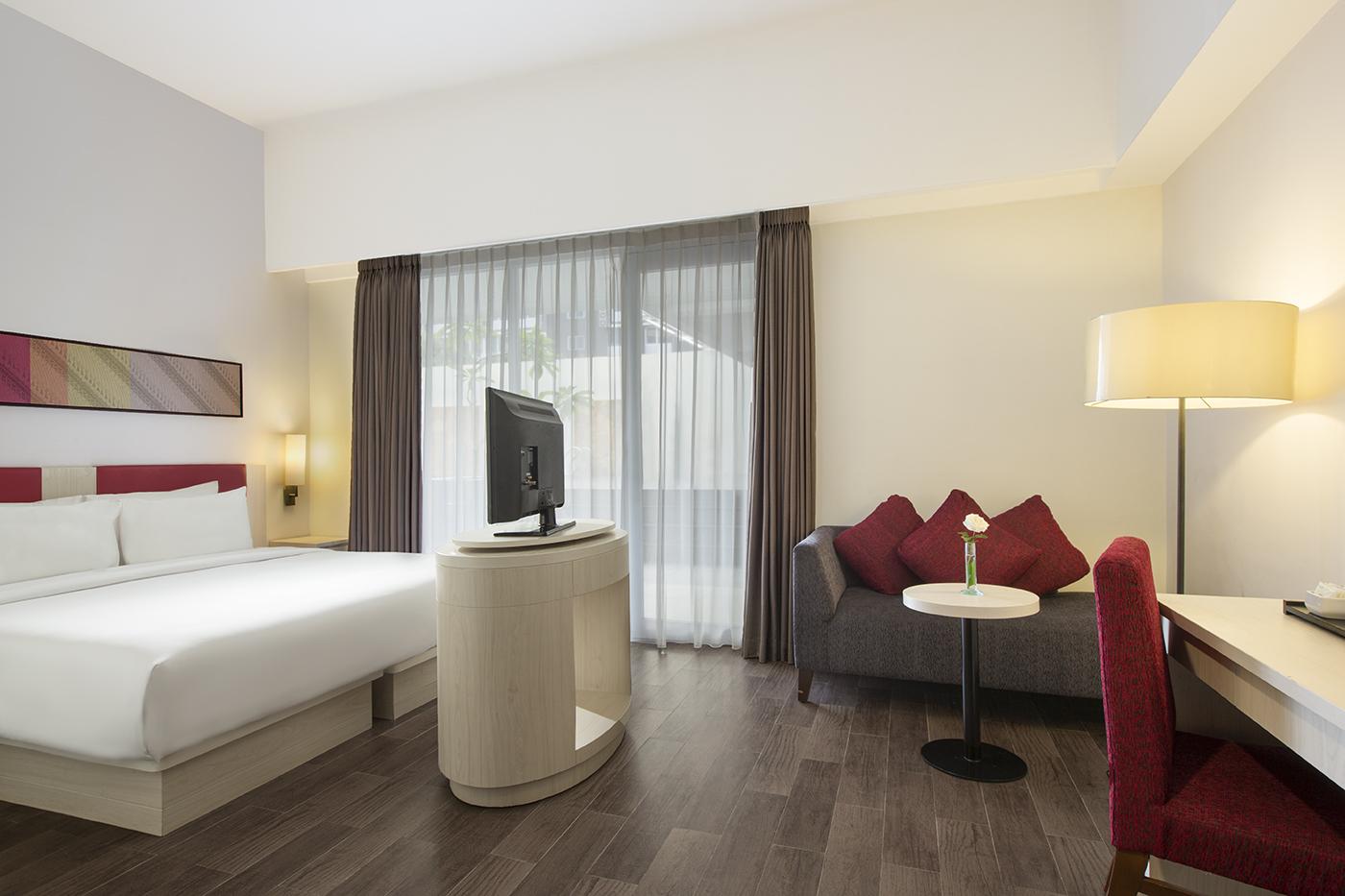 Hotel Santika Pekalongan Luaran gambar