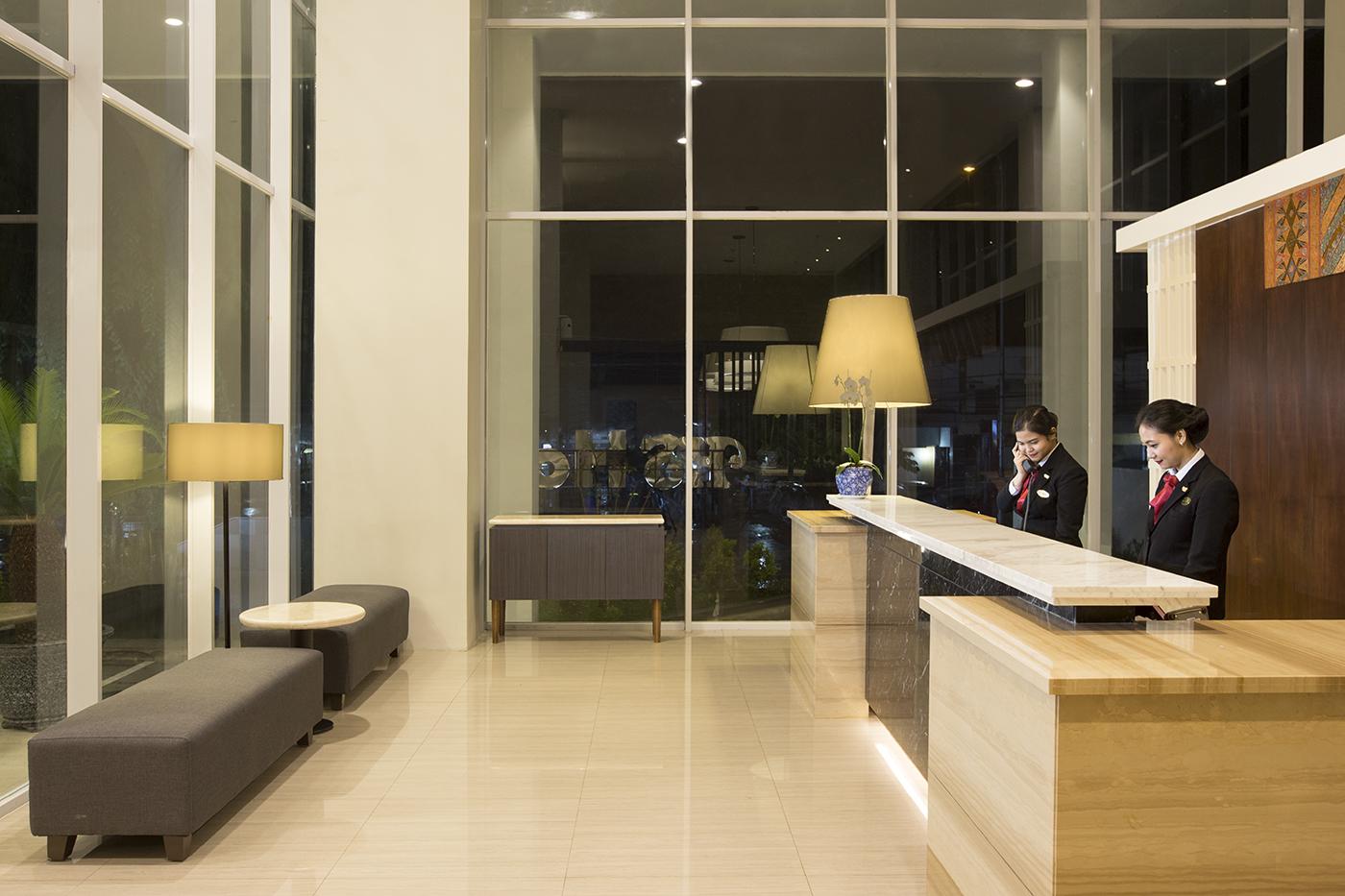 Hotel Santika Pekalongan Luaran gambar