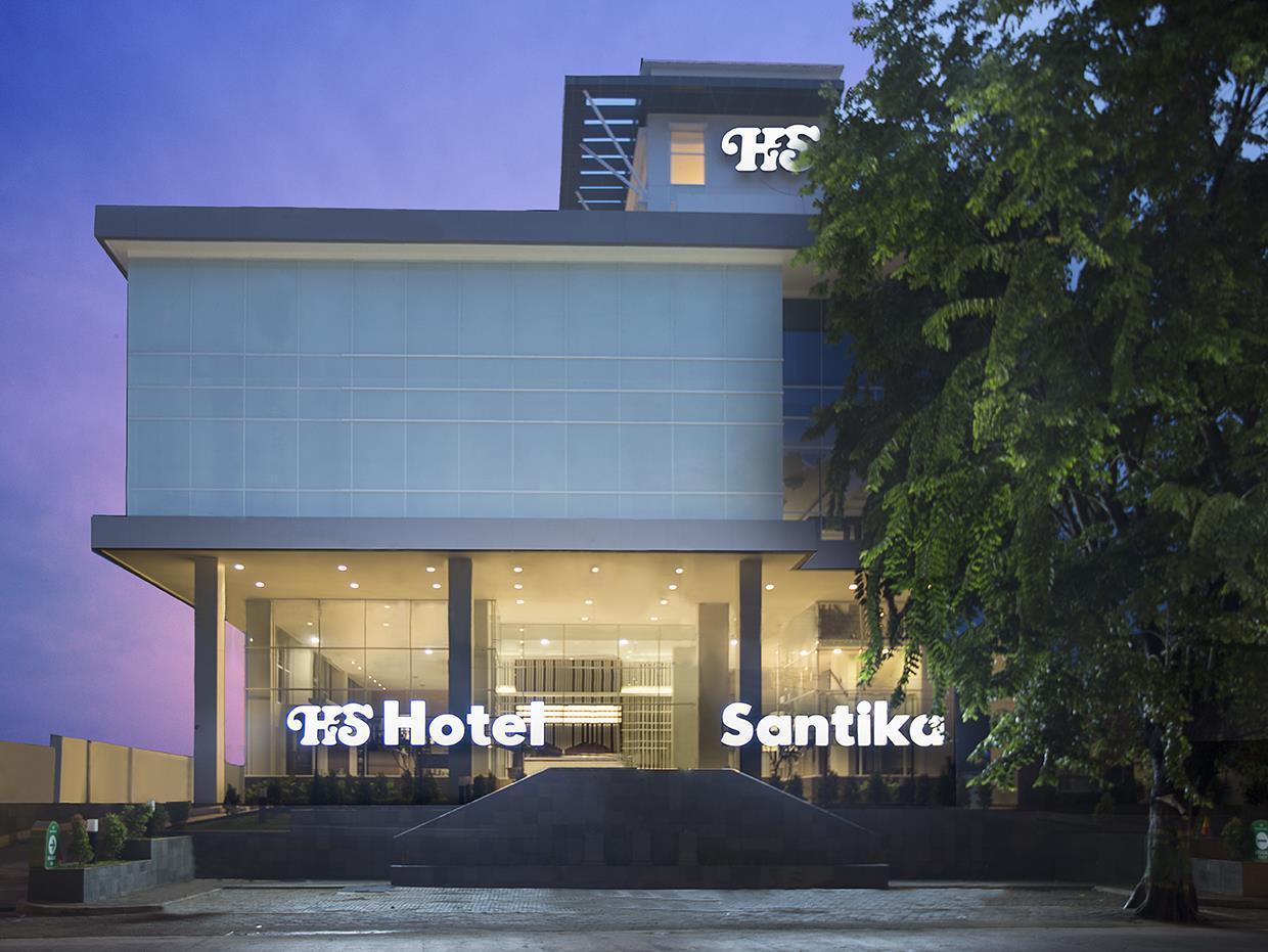 Hotel Santika Pekalongan Luaran gambar