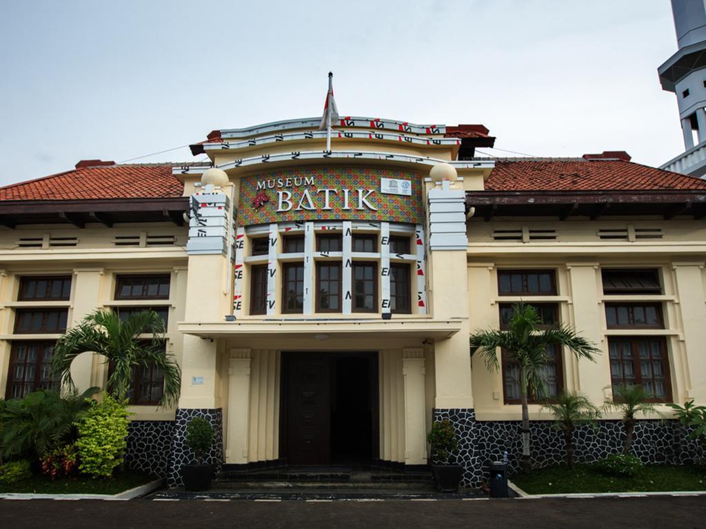 Hotel Santika Pekalongan Luaran gambar