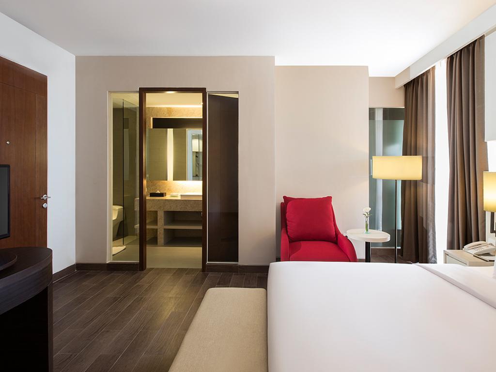 Hotel Santika Pekalongan Luaran gambar