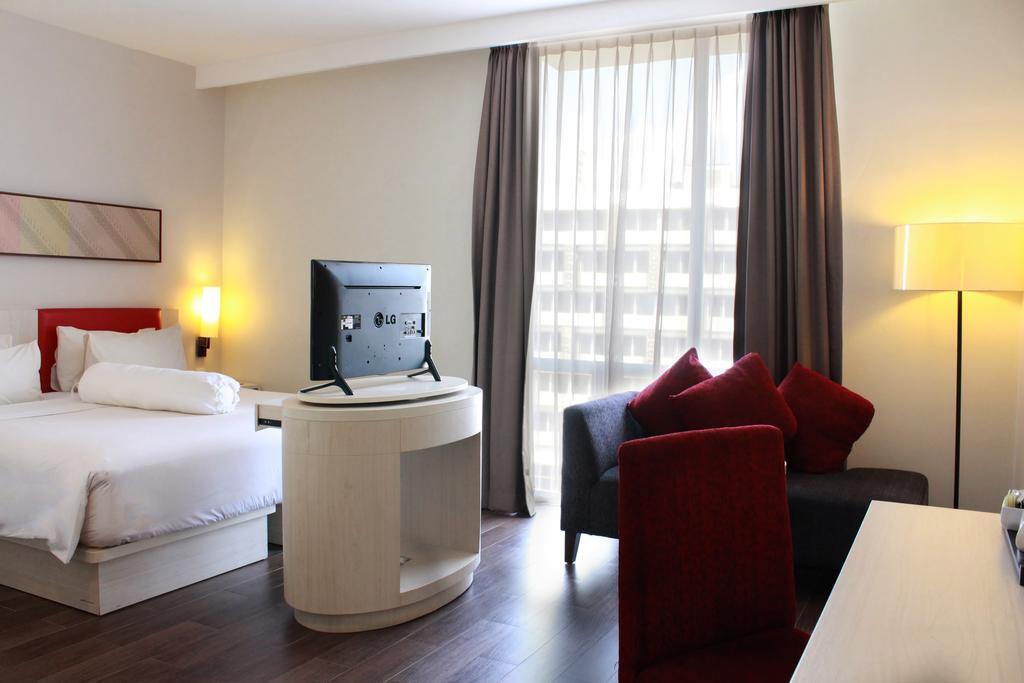 Hotel Santika Pekalongan Luaran gambar