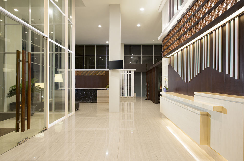 Hotel Santika Pekalongan Luaran gambar