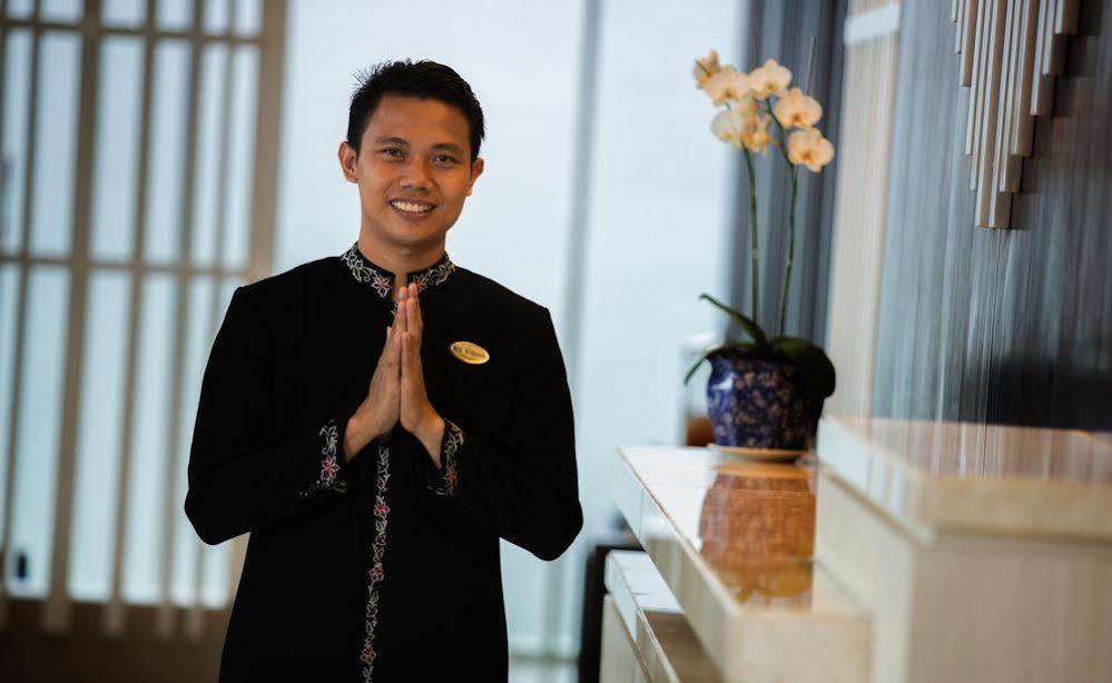 Hotel Santika Pekalongan Luaran gambar